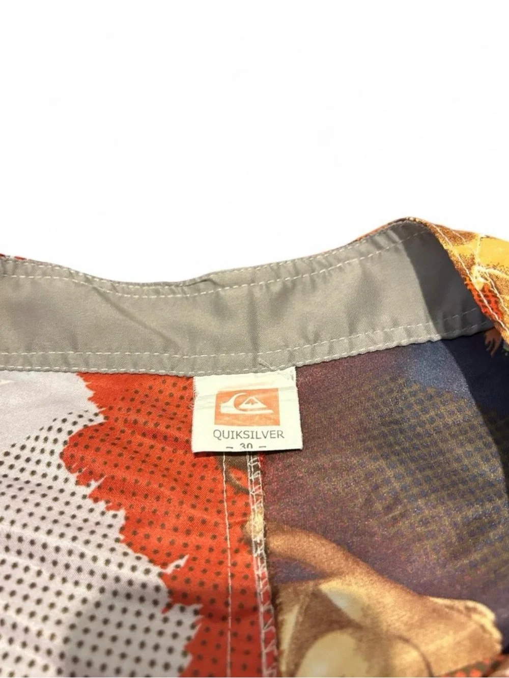 Vintage Quiksilver shorts life to short to Surfing Y2K Size 30